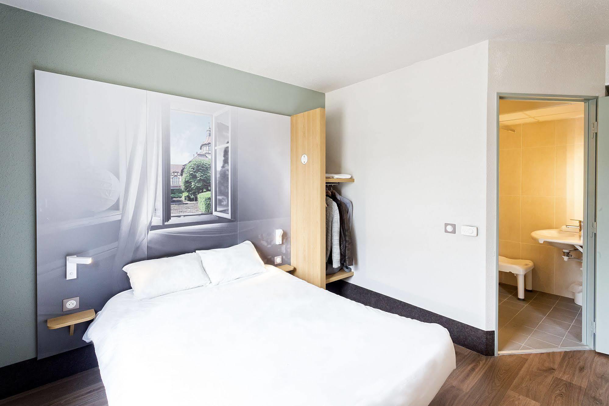 B&B Hotel Angers 2 Universite Beaucouze Exterior photo